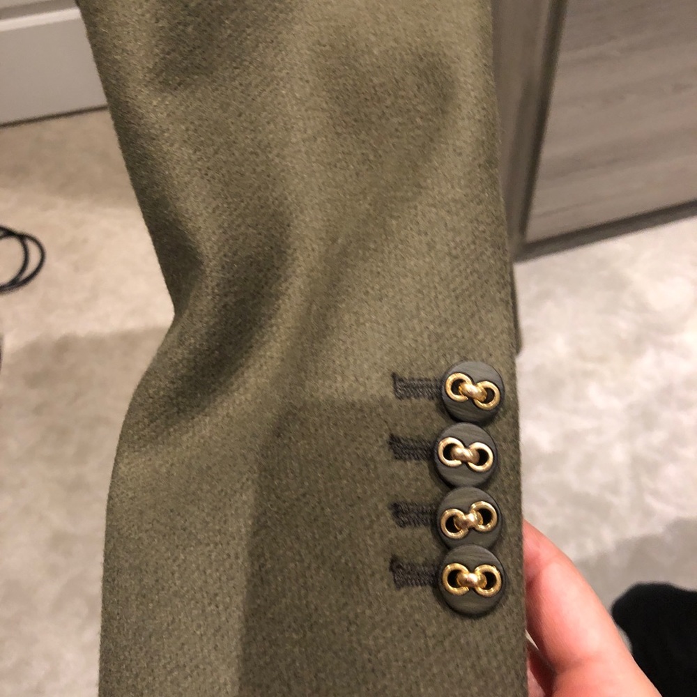 Coat - Picture 4 of 5